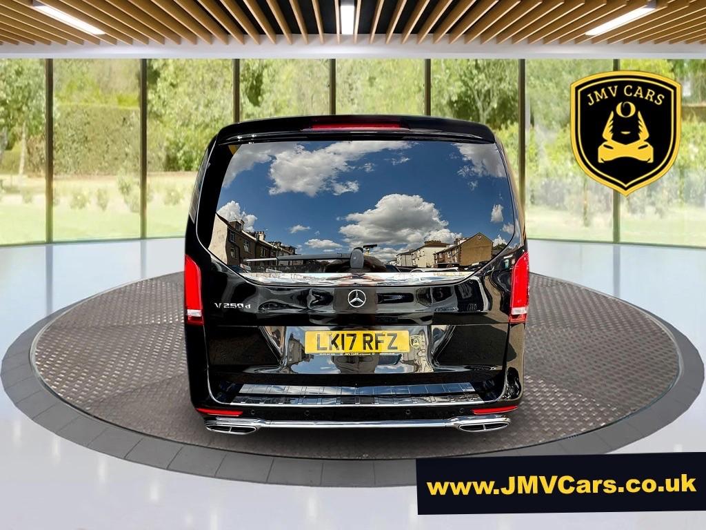 Used Mercedes-Benz V-Class 2017 for sale - 76990426: Photo 7