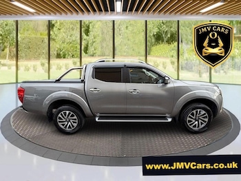 Used Nissan Navara 2018 for sale - 78636116: Photo