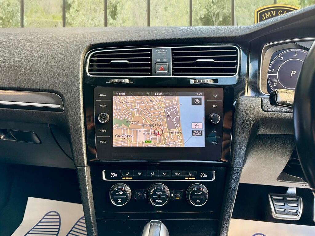 Used Volkswagen Golf 2017 for sale - 76121333: Photo 13