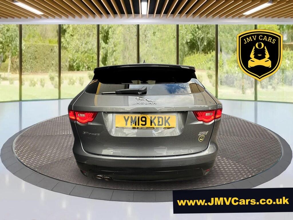 Used Jaguar F-Pace 2019 for sale - 76370074: Photo 6