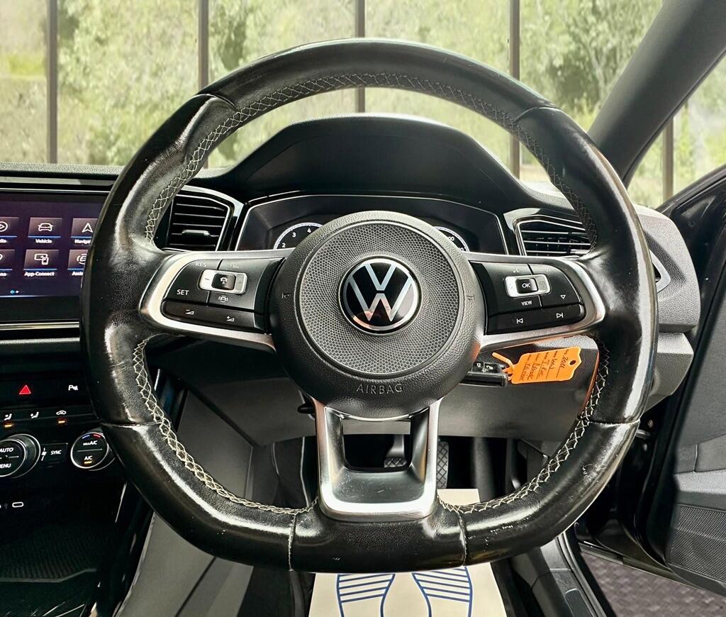 Used Volkswagen T-Roc for sale - 76151785: Photo 11