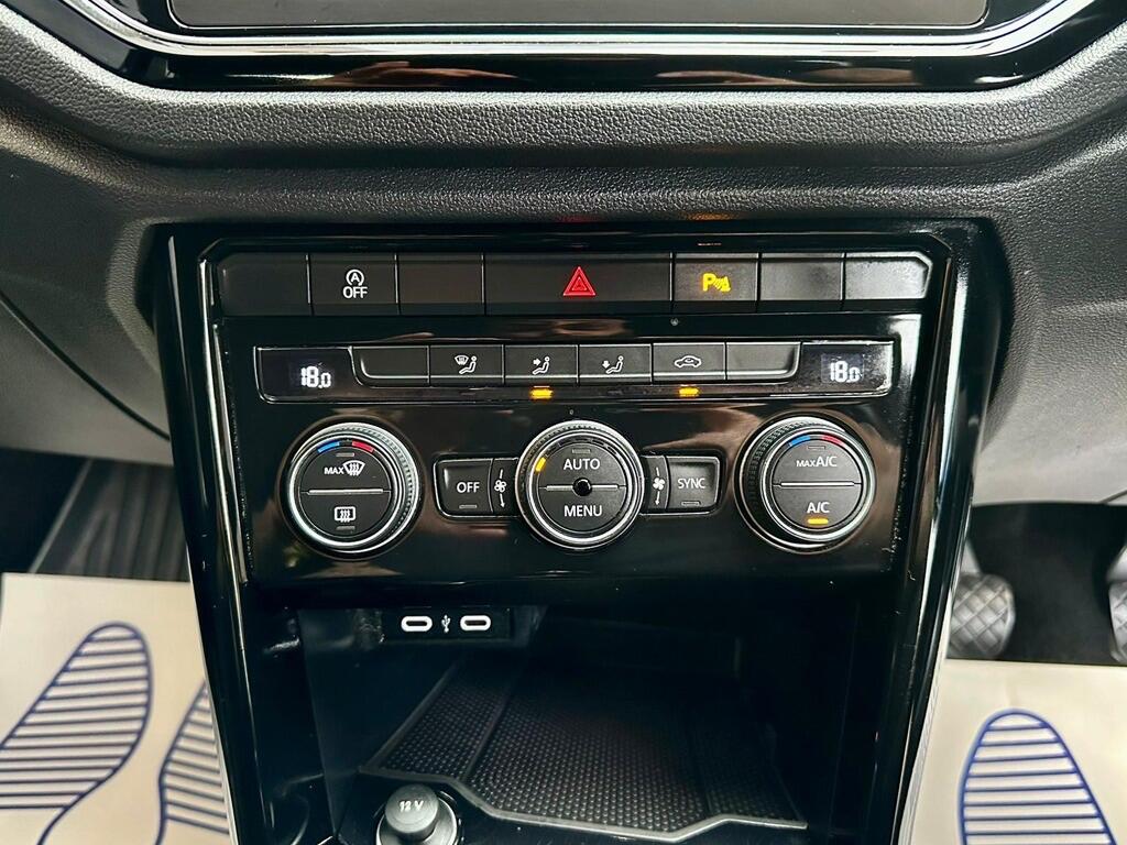 Used Volkswagen T-Roc for sale - 76151785: Photo 15