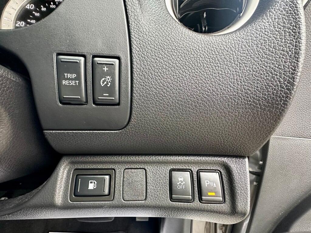 Used Nissan Navara 2018 for sale - 77637469: Photo 21