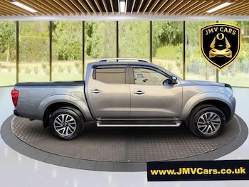 Used Nissan Navara 2018 for sale - 77898526: Photo