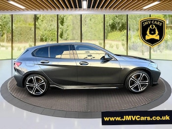 Used BMW 1 Series 2020 for sale - 76121302: Photo