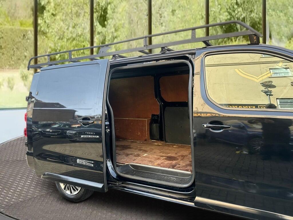 Used Vauxhall Vivaro for sale - 77586923: Photo 9