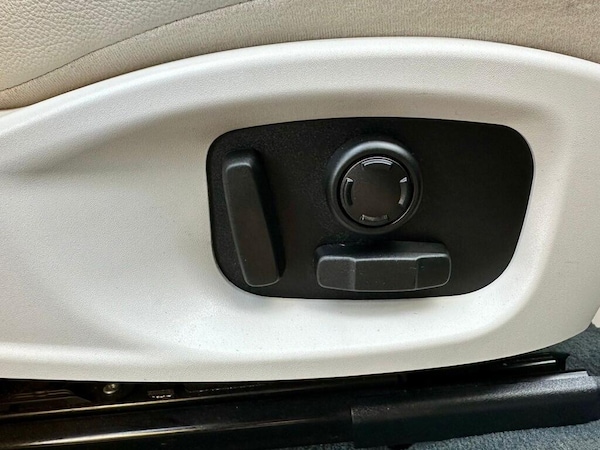 Used Jaguar E-Pace 2018 for sale - 76227193: Photo 23