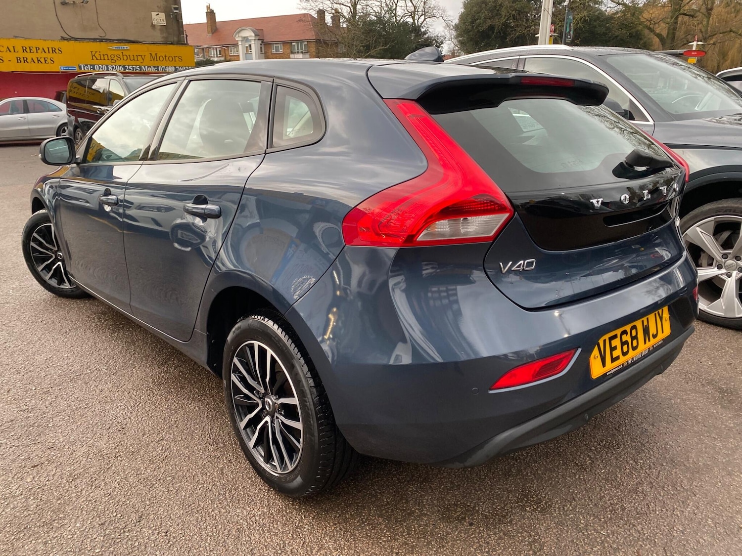 Used Volvo V40 2018 for sale - 77142927: Photo 14