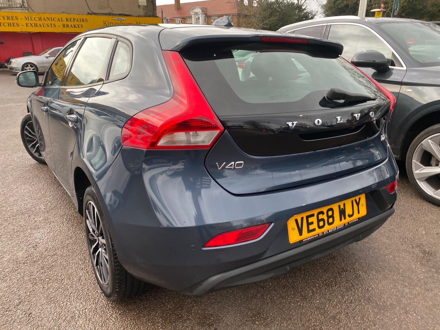 Used Volvo V40 2018 for sale - 77142927: Photo 15