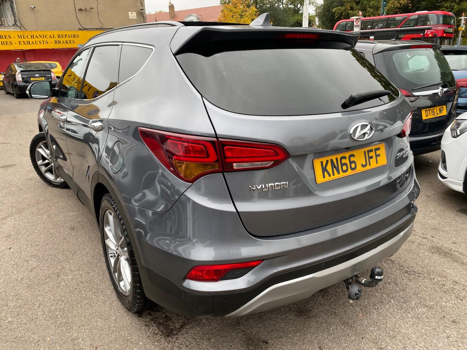 Used Hyundai Santa Fe 2016 for sale - 76270896: Photo 15