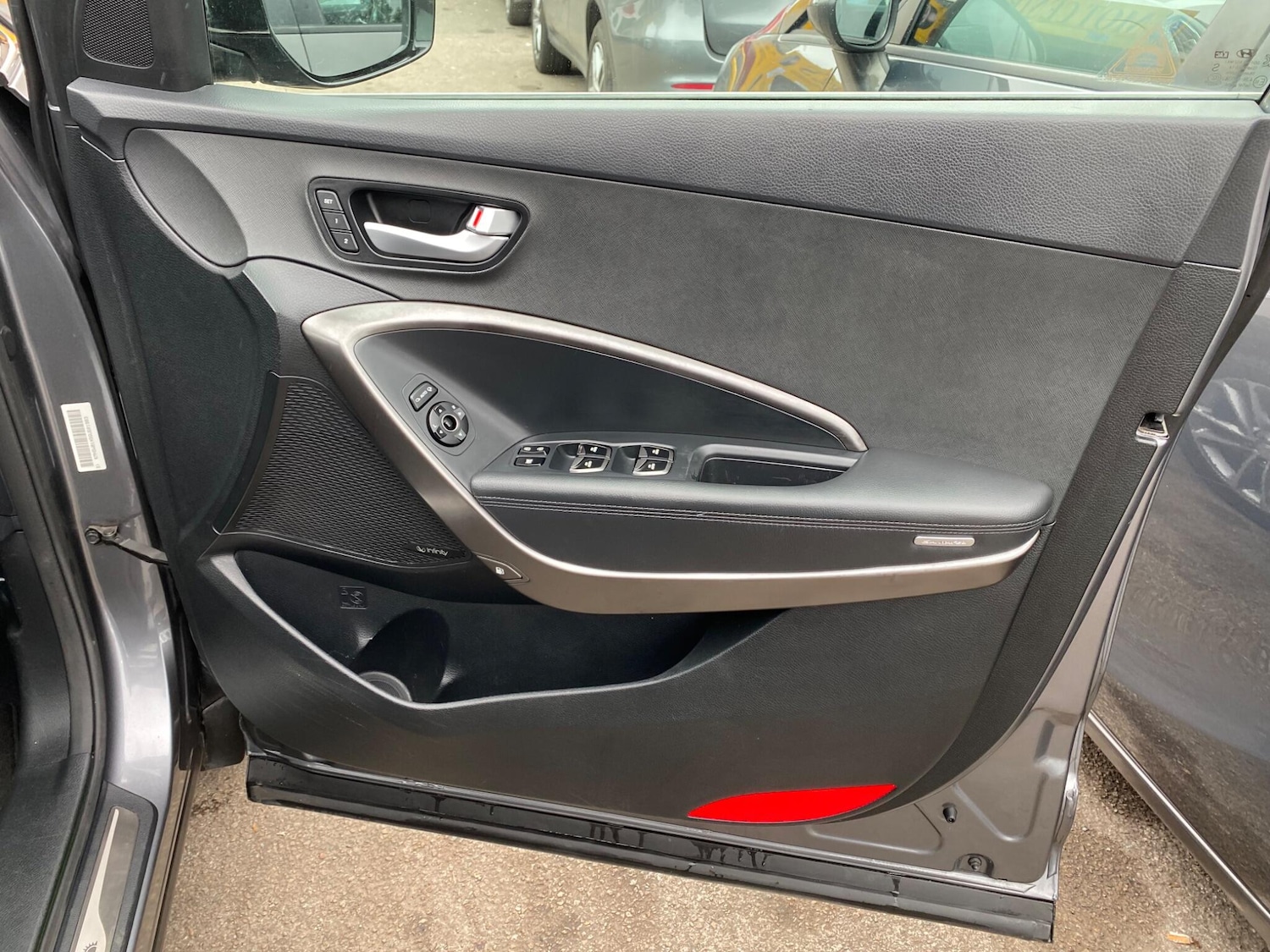 Used Hyundai Santa Fe 2016 for sale - 76270896: Photo 16
