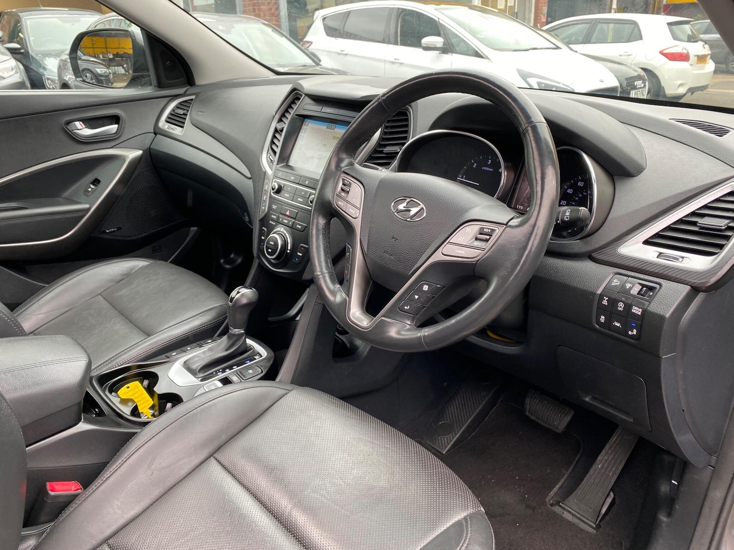 Used Hyundai Santa Fe 2016 for sale - 76270896: Photo 18