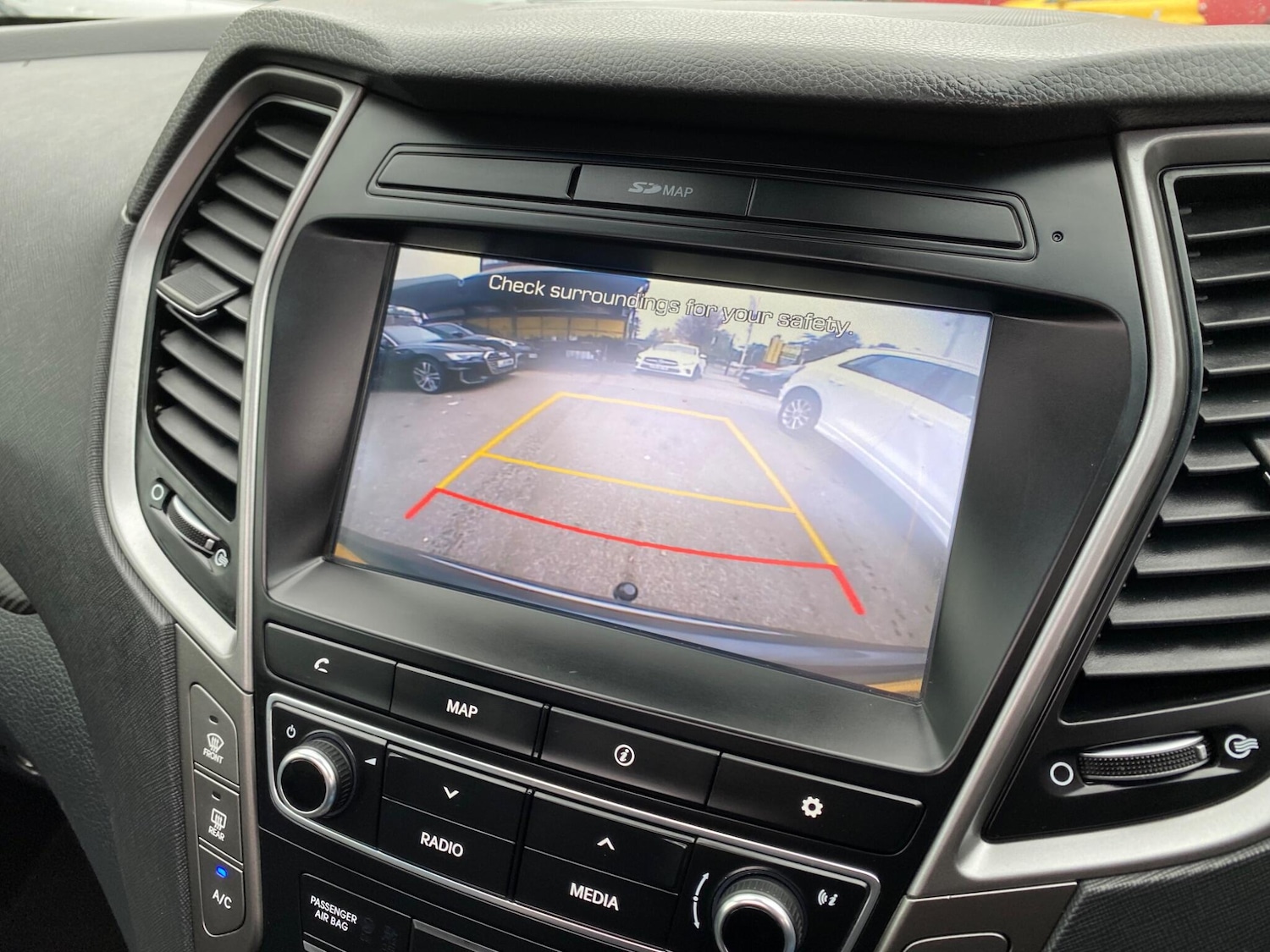 Used Hyundai Santa Fe 2016 for sale - 76270896: Photo 21