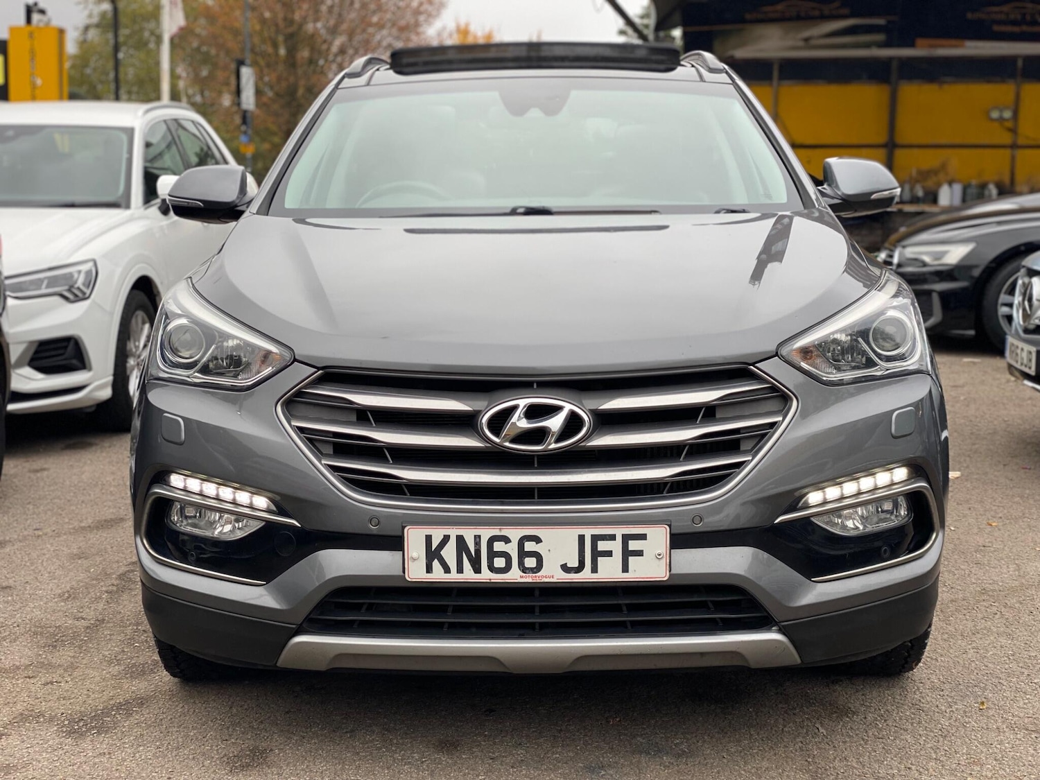Used Hyundai Santa Fe 2016 for sale - 76270896: Photo 3