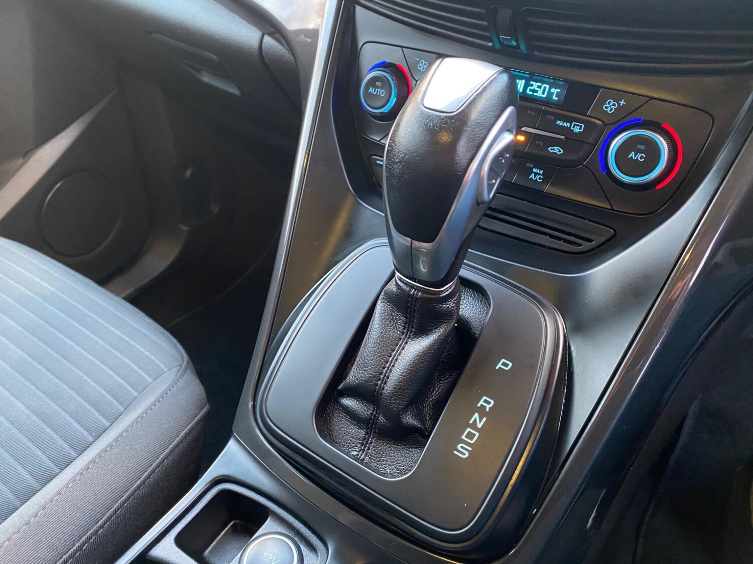 Used Ford Grand C-Max 2019 for sale - 76597343: Photo 28