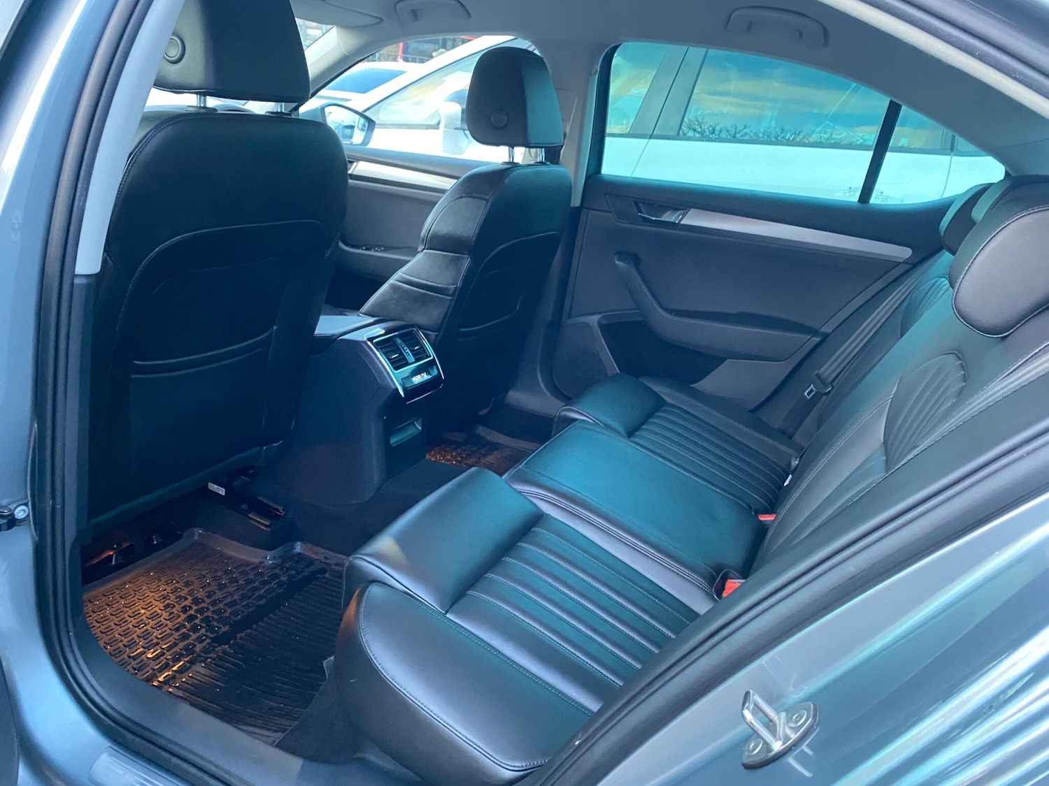 Used Skoda Superb for sale - 77684206: Photo 35