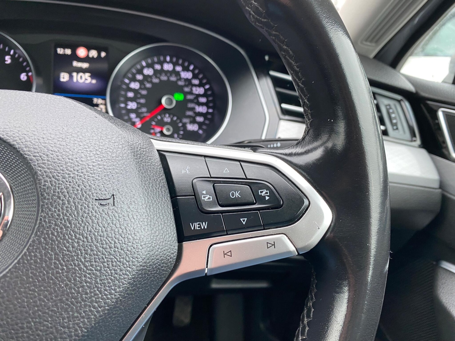 Used Volkswagen Passat 2020 for sale - 77305055: Photo 30