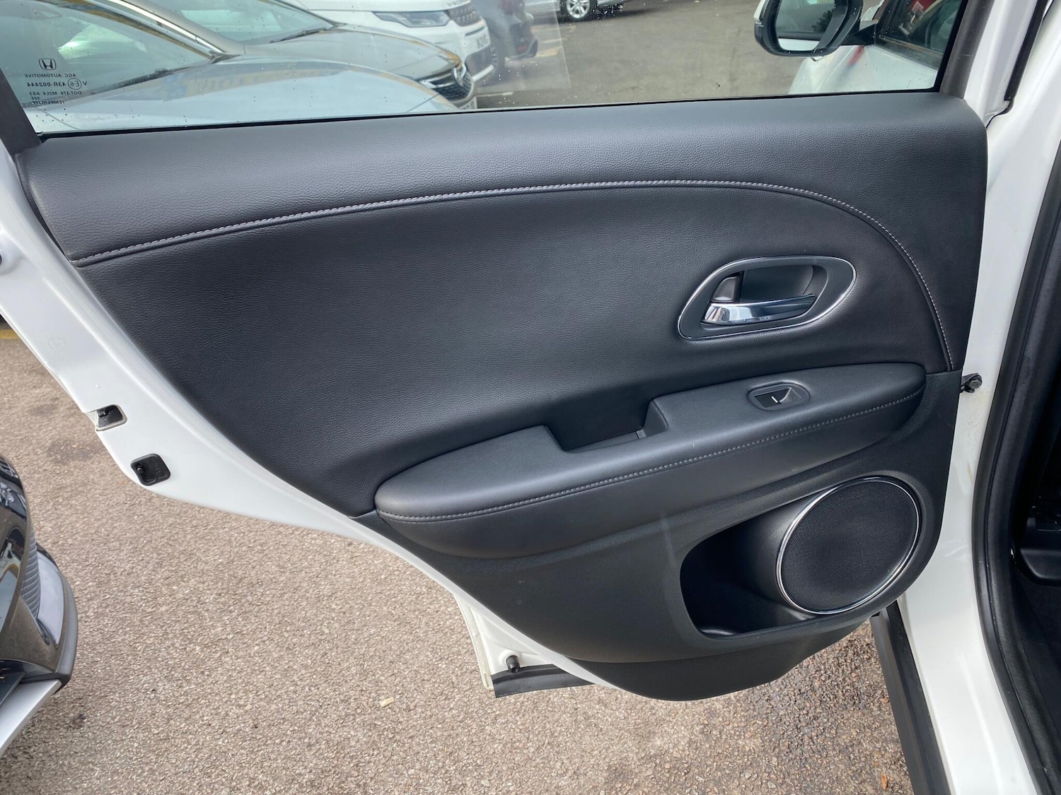 Used Honda HR-V 2015 for sale - 76121426: Photo 31