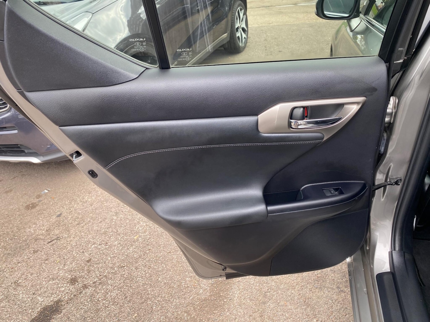 Used Lexus CT for sale - 76992547: Photo 33