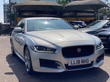 Used Jaguar XE 2018 for sale - 78981678: Photo