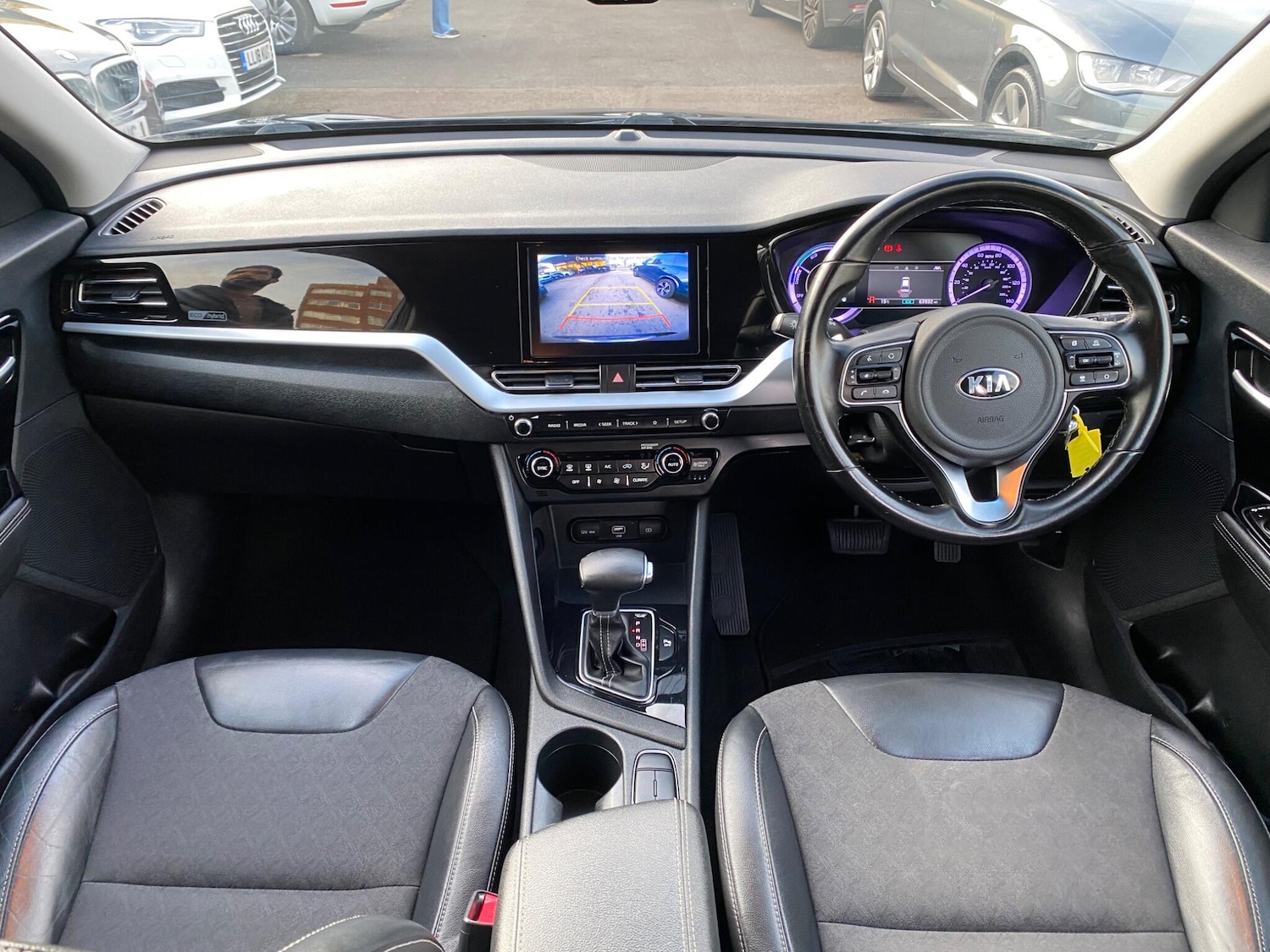 Used Kia Niro 2020 for sale - 76550183: Photo 2