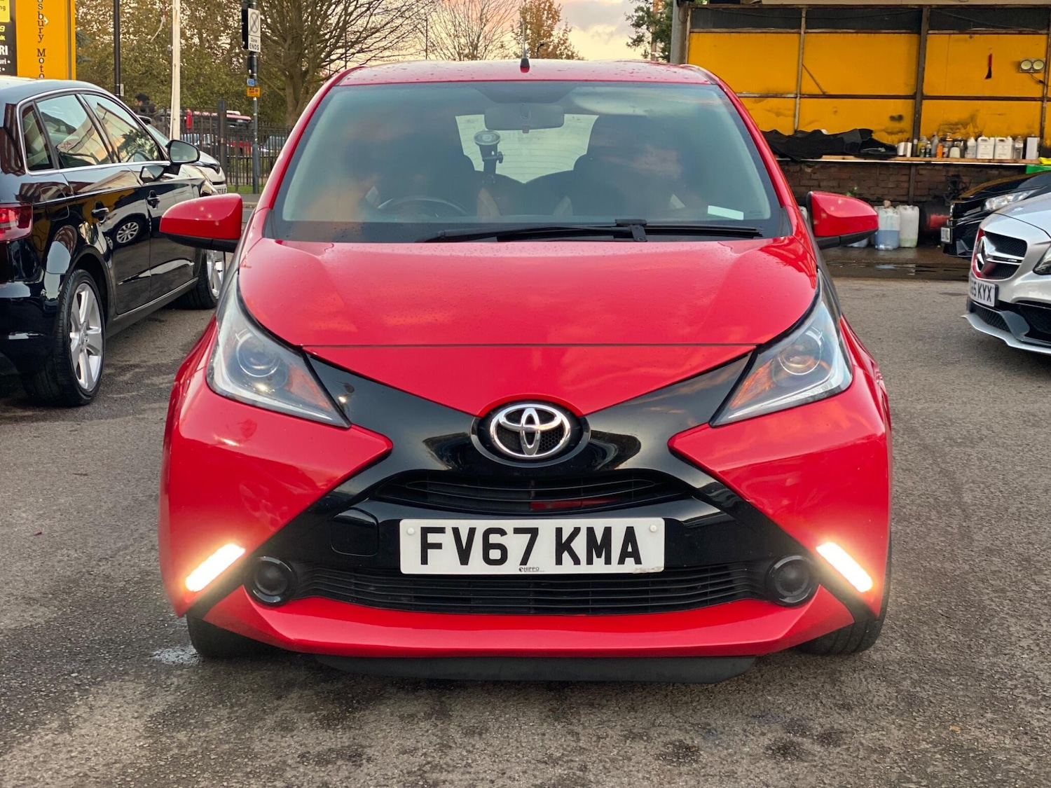 Used Toyota AYGO 2017 for sale - 76377683: Photo 2