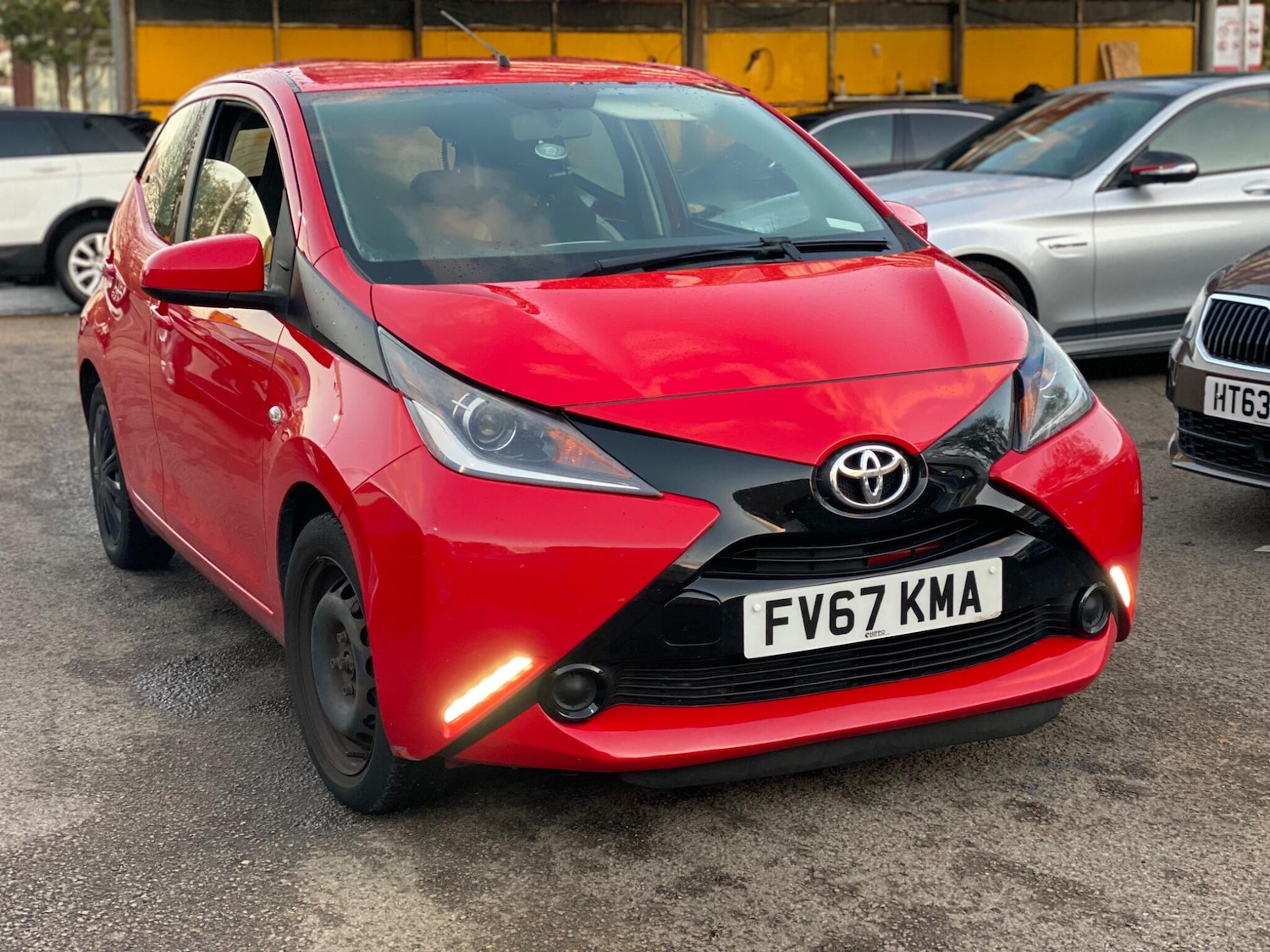 Used Toyota AYGO 2017 for sale - 76377683: Photo 3