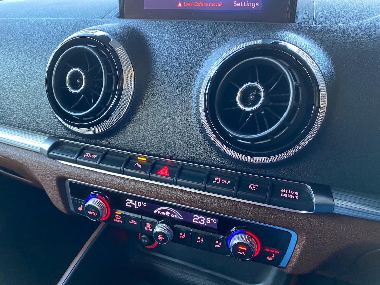 Used Audi A3 2013 for sale - 77097783: Photo 21