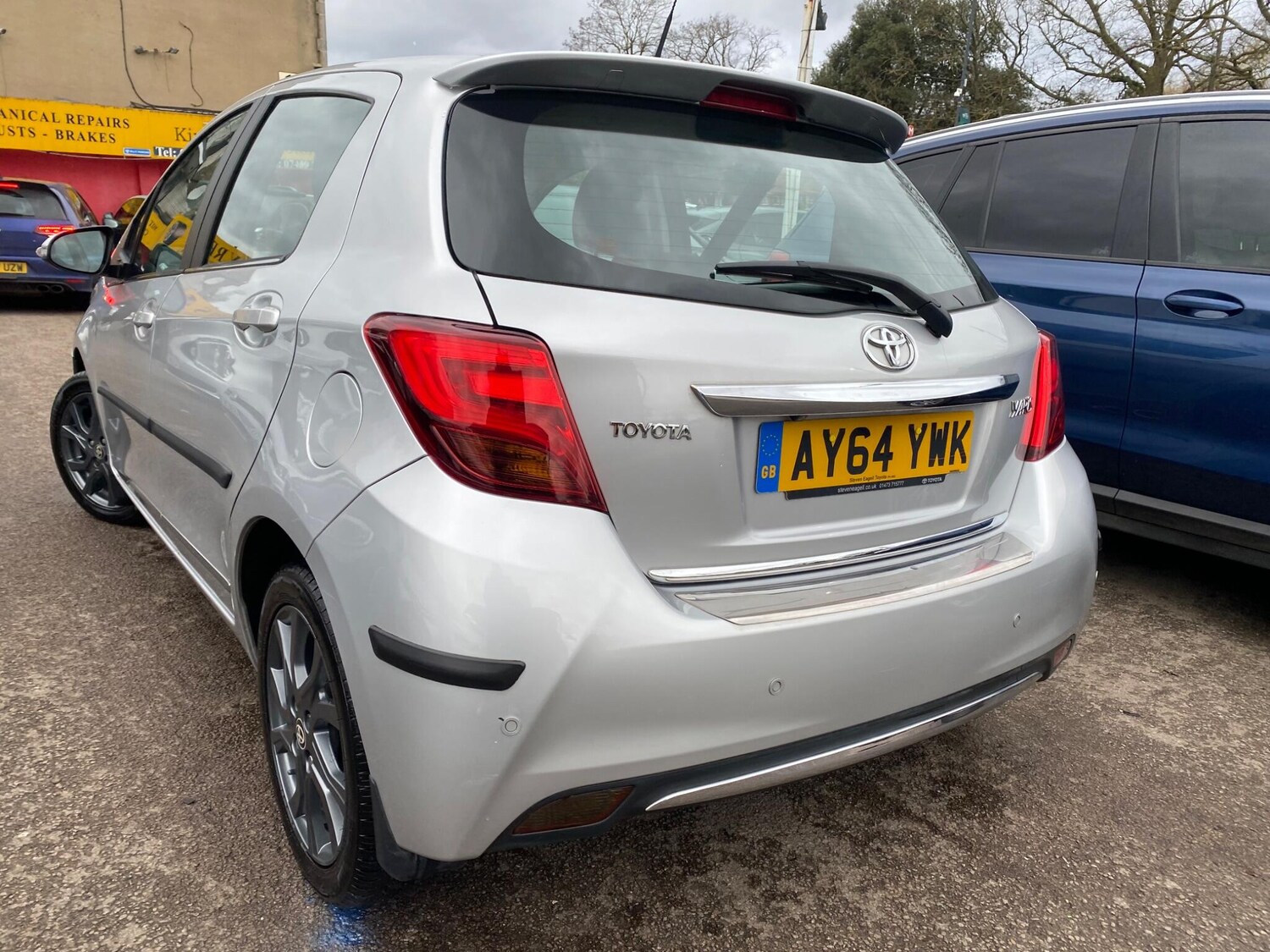 Used Toyota Yaris for sale - 77722919: Photo 14