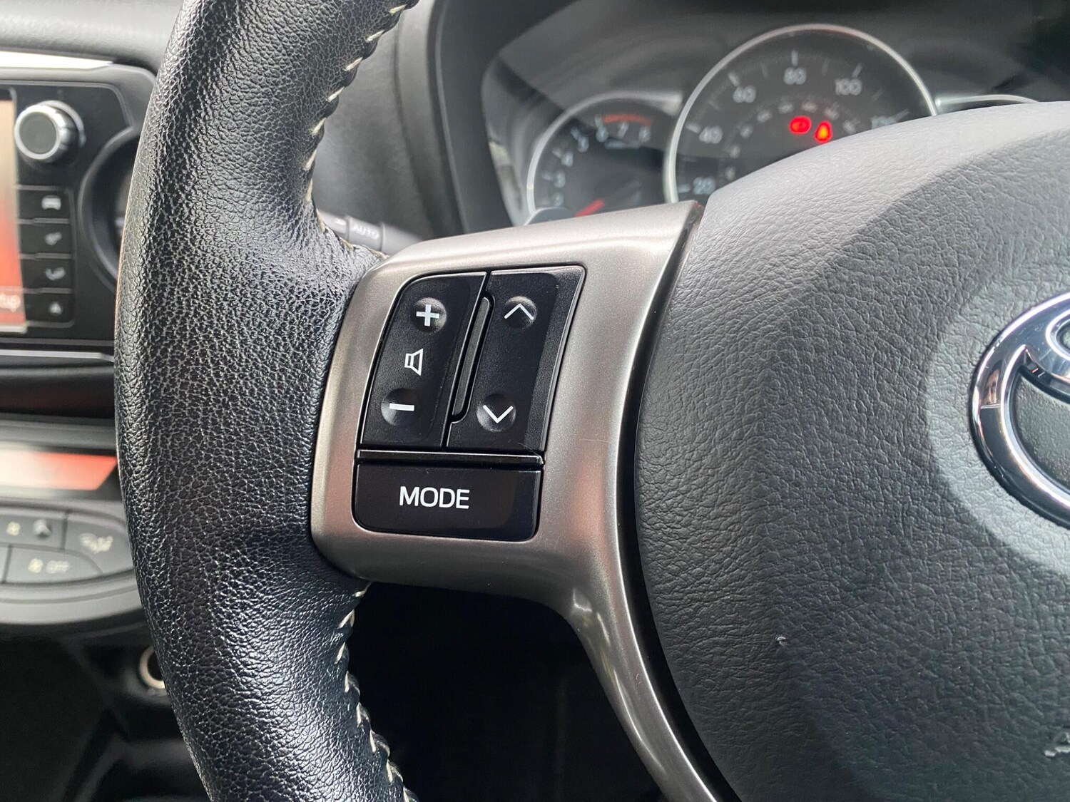 Used Toyota Yaris for sale - 77722919: Photo 25