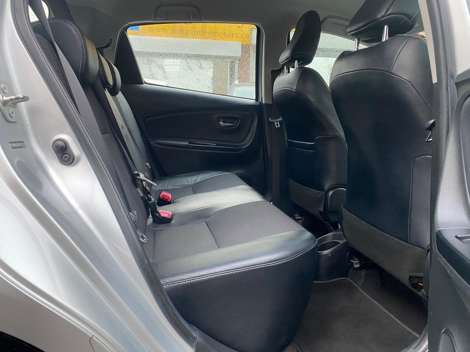 Used Toyota Yaris for sale - 77722919: Photo 28