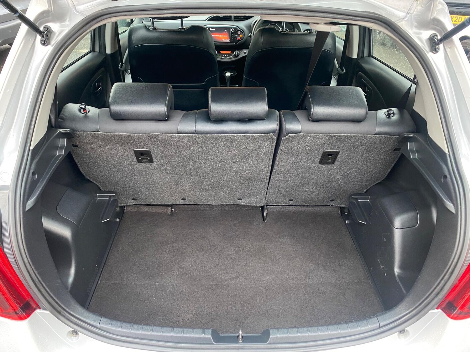 Used Toyota Yaris for sale - 77722919: Photo 34