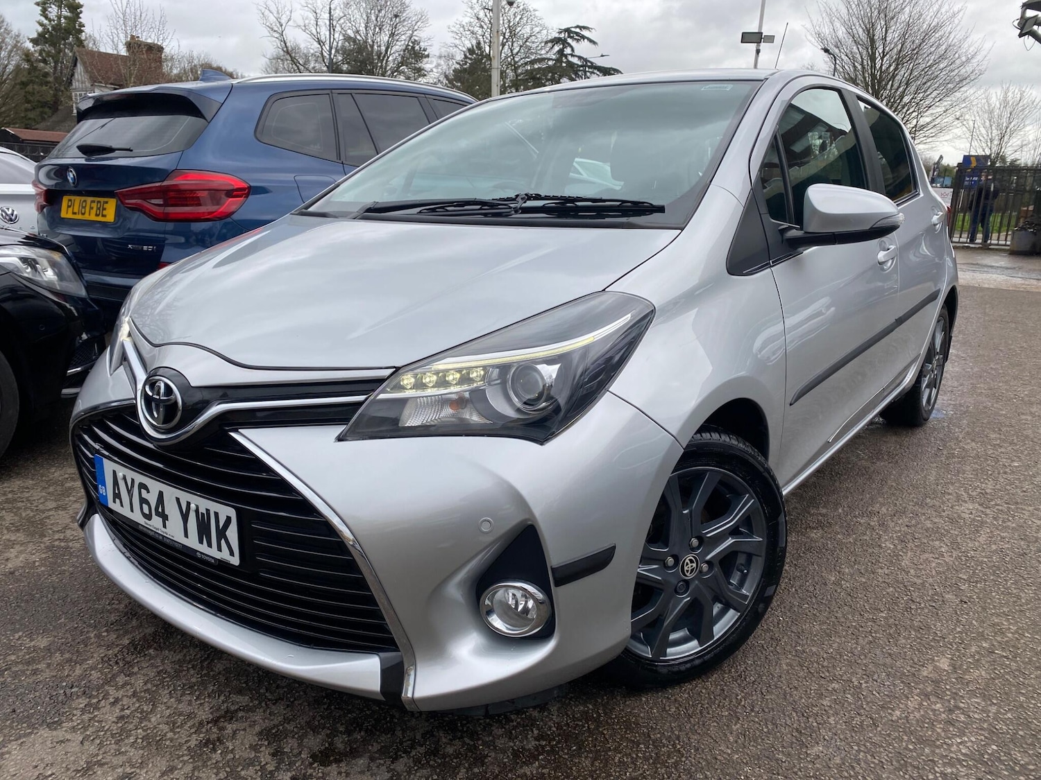 Used Toyota Yaris for sale - 77722919: Photo 5