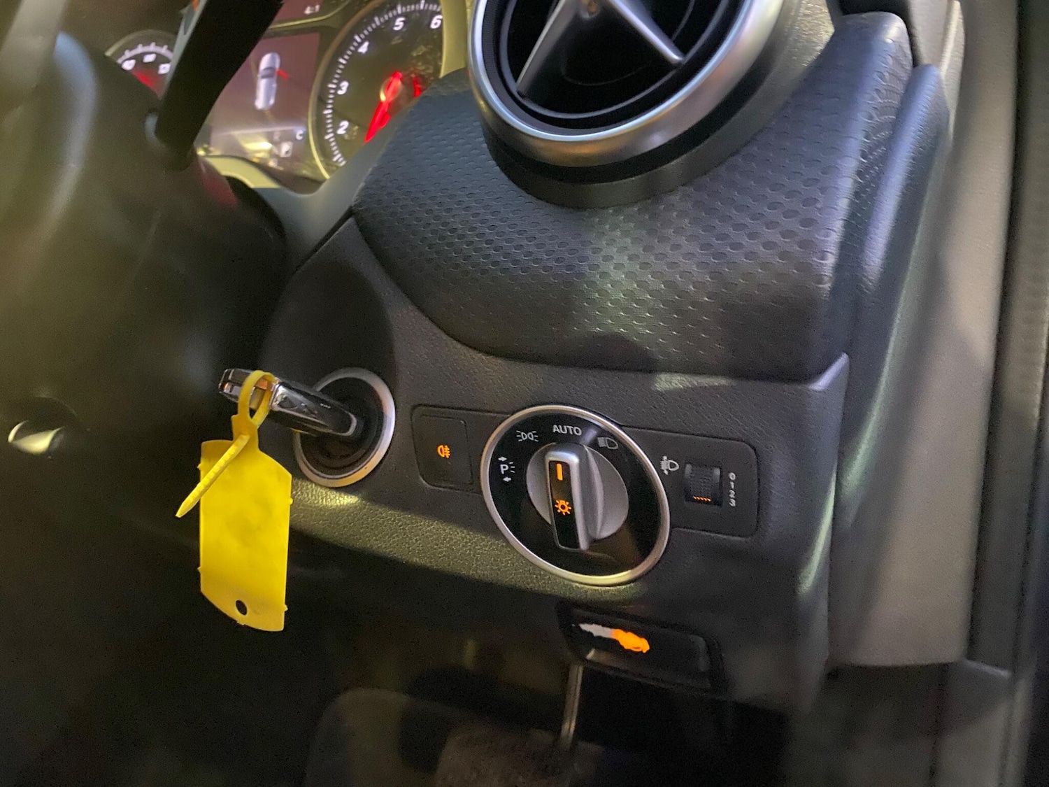 Used Mercedes-Benz A-Class 2017 for sale - 77015979: Photo 30