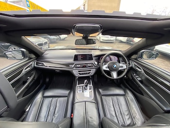 Used BMW 7 Series 2017 for sale - 76562443: Photo