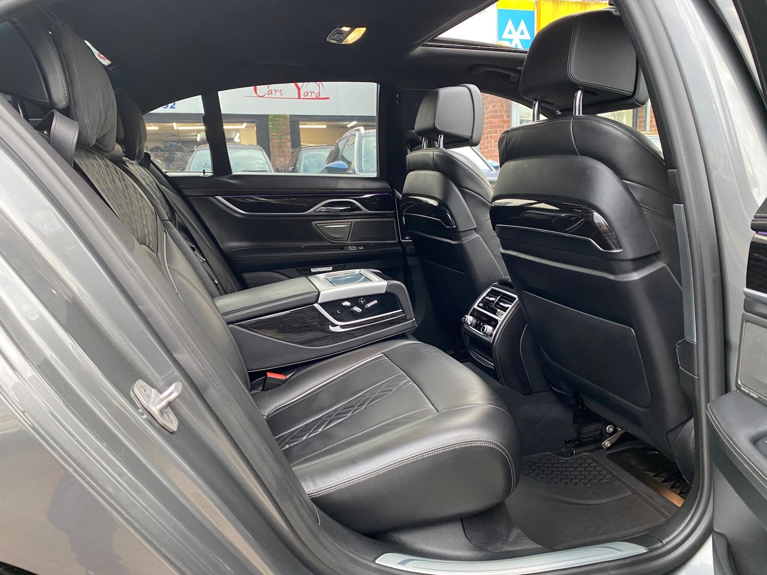 Used BMW 7 Series 2017 for sale - 76562443: Photo 39