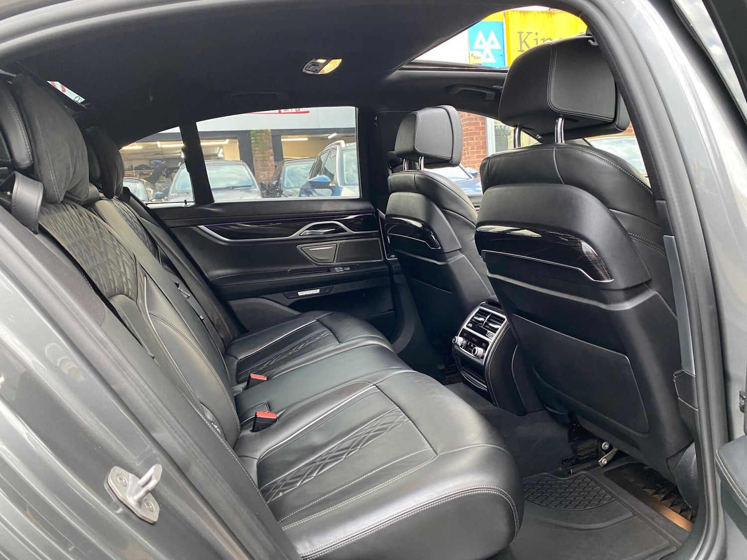 Used BMW 7 Series 2017 for sale - 76562443: Photo 42