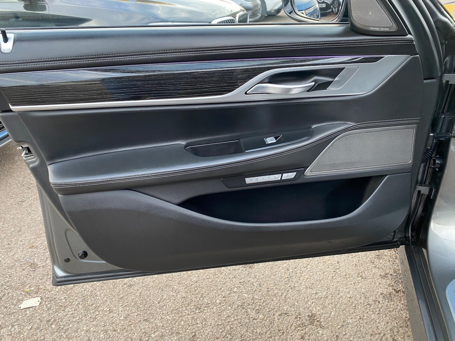 Used BMW 7 Series 2017 for sale - 76562443: Photo 48