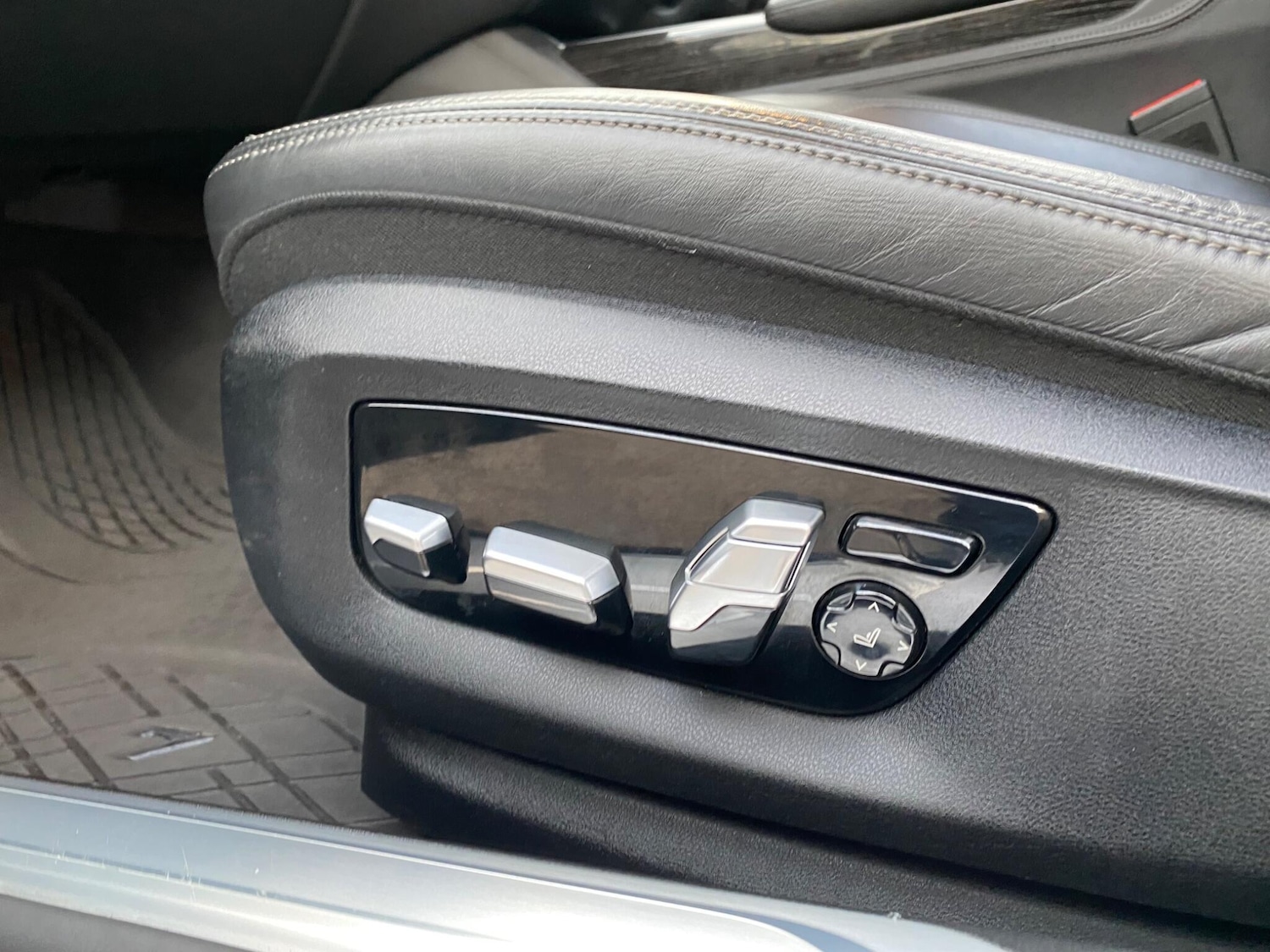 Used BMW 7 Series 2017 for sale - 76562443: Photo 52