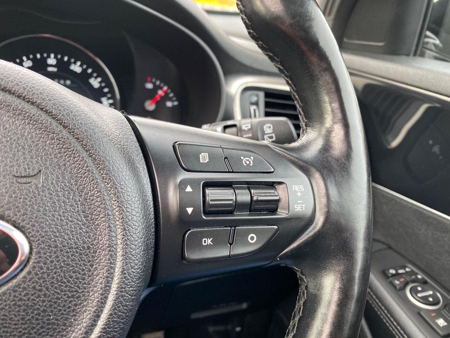 Used Kia Sorento 2017 for sale - 77254959: Photo 35