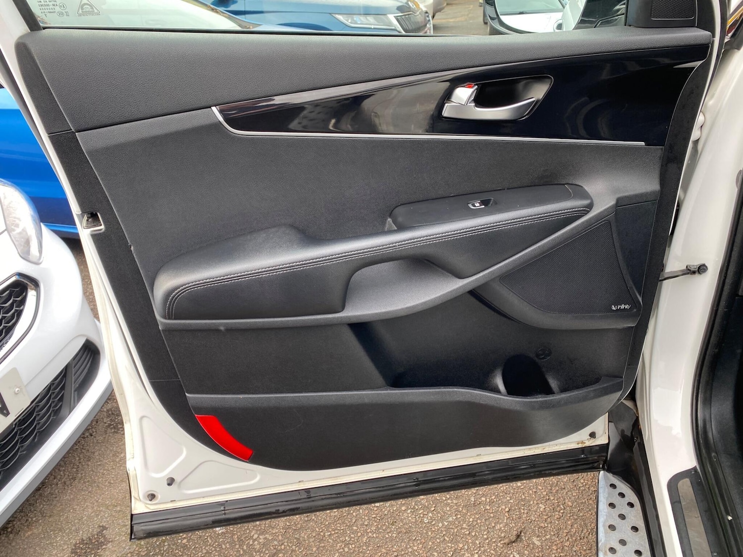 Used Kia Sorento 2017 for sale - 77254959: Photo 44