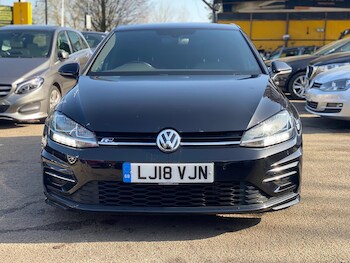 Used Volkswagen Golf 2018 for sale - 77683235: Photo