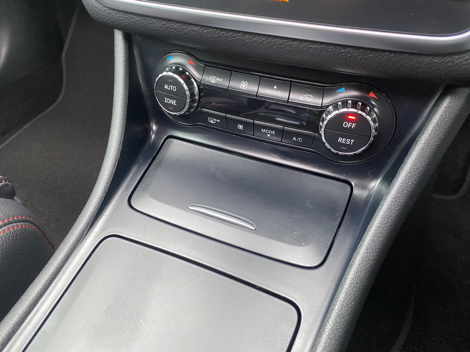 Used Mercedes-Benz GLA 2016 for sale - 76109535: Photo 28
