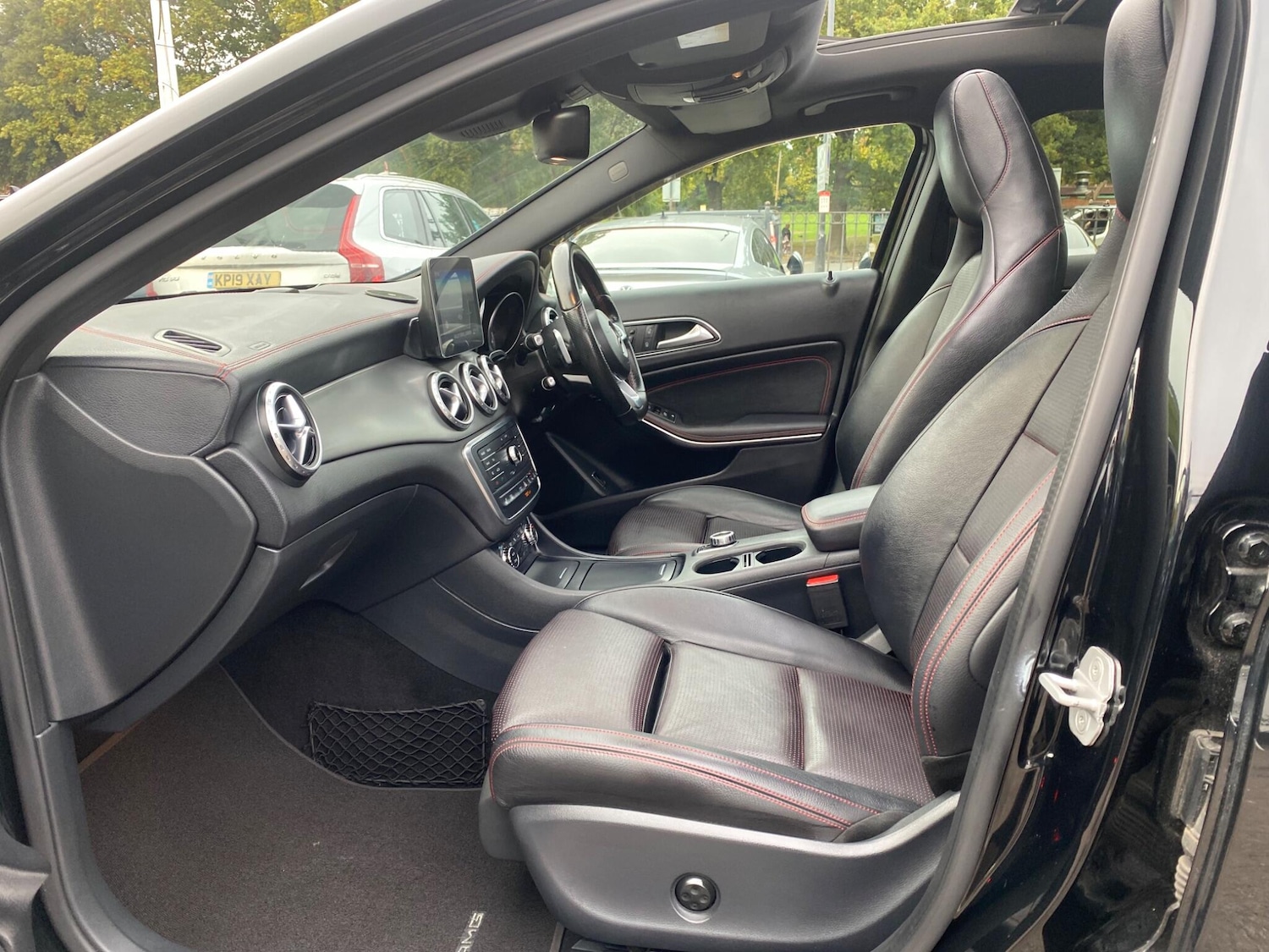 Used Mercedes-Benz GLA 2016 for sale - 76109535: Photo 37