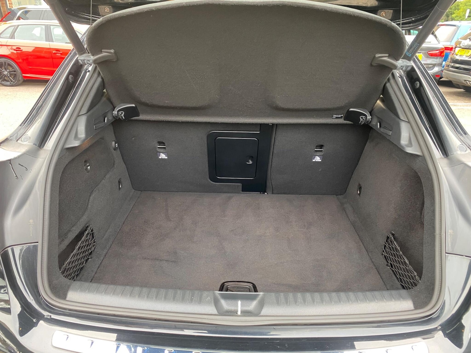 Used Mercedes-Benz GLA 2016 for sale - 76109535: Photo 40