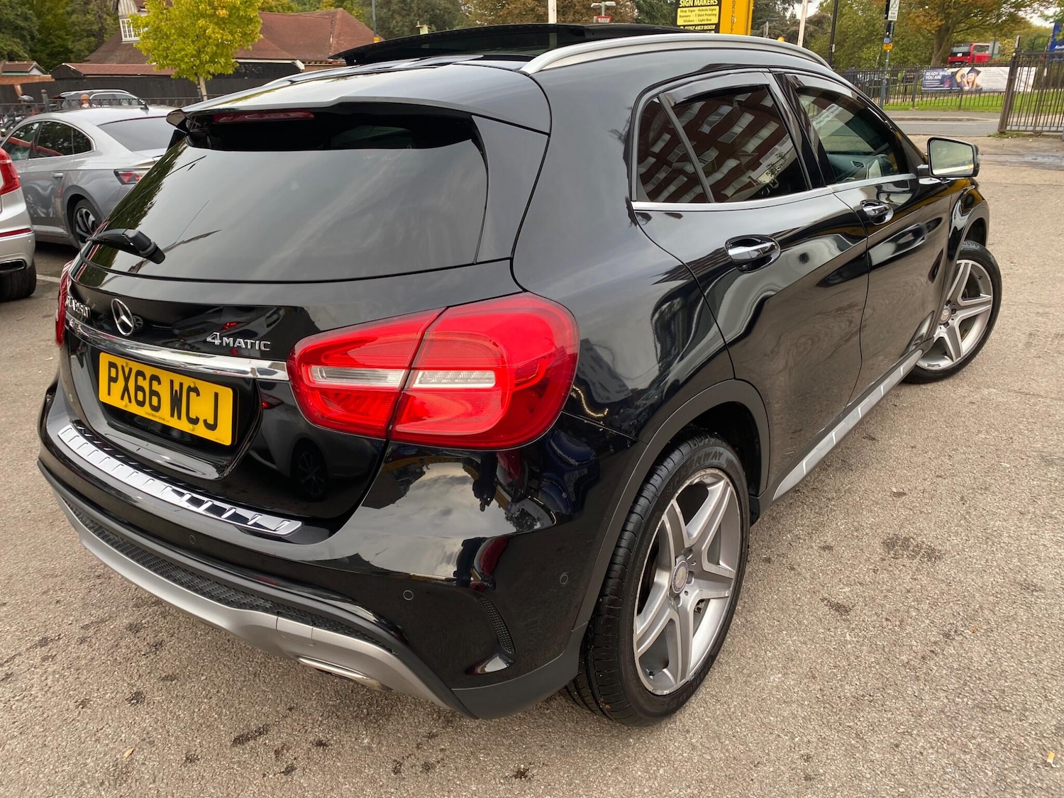 Used Mercedes-Benz GLA 2016 for sale - 76109535: Photo 9