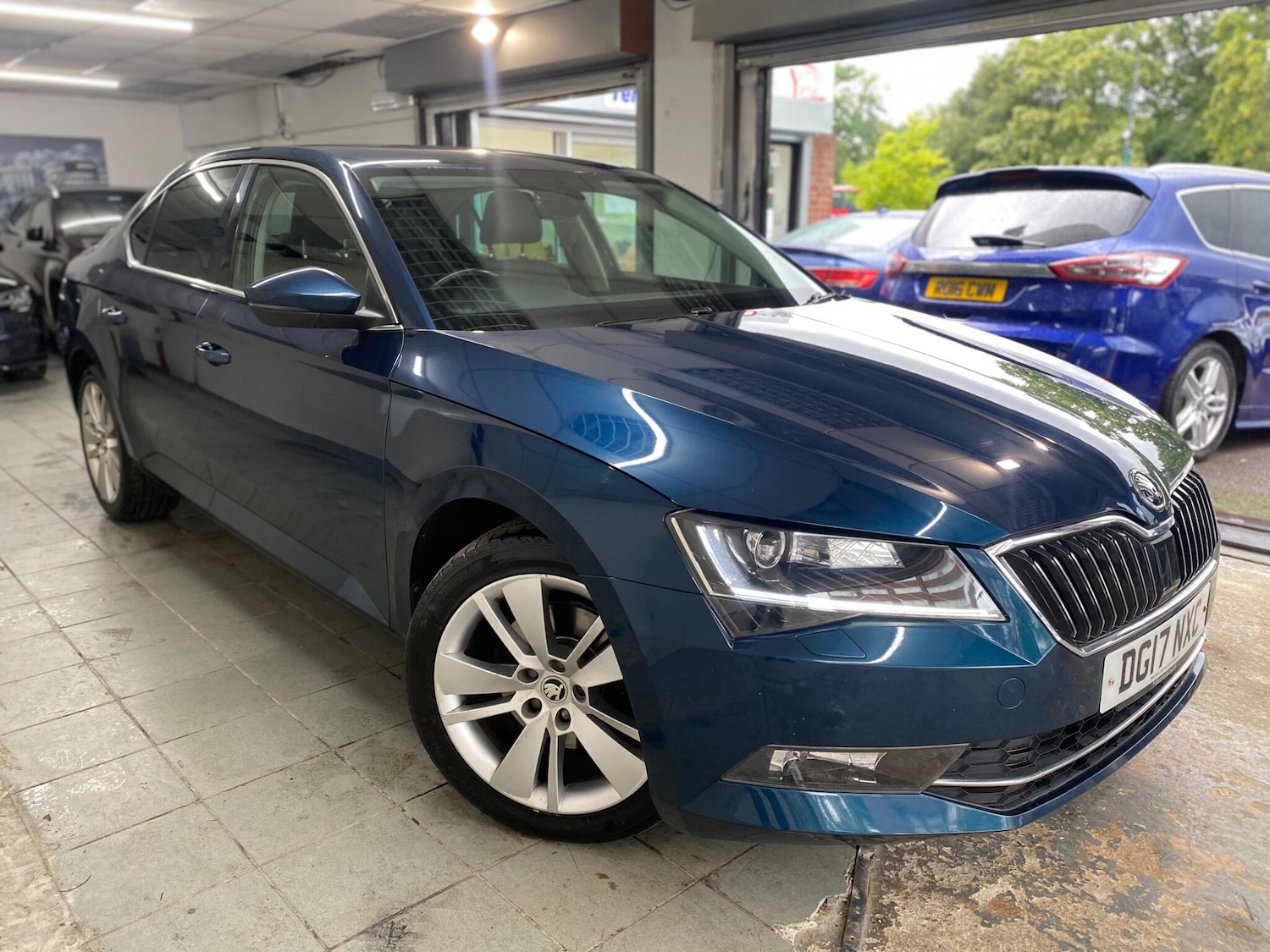 Used Skoda Superb 2017 for sale - 75858334: Photo 1