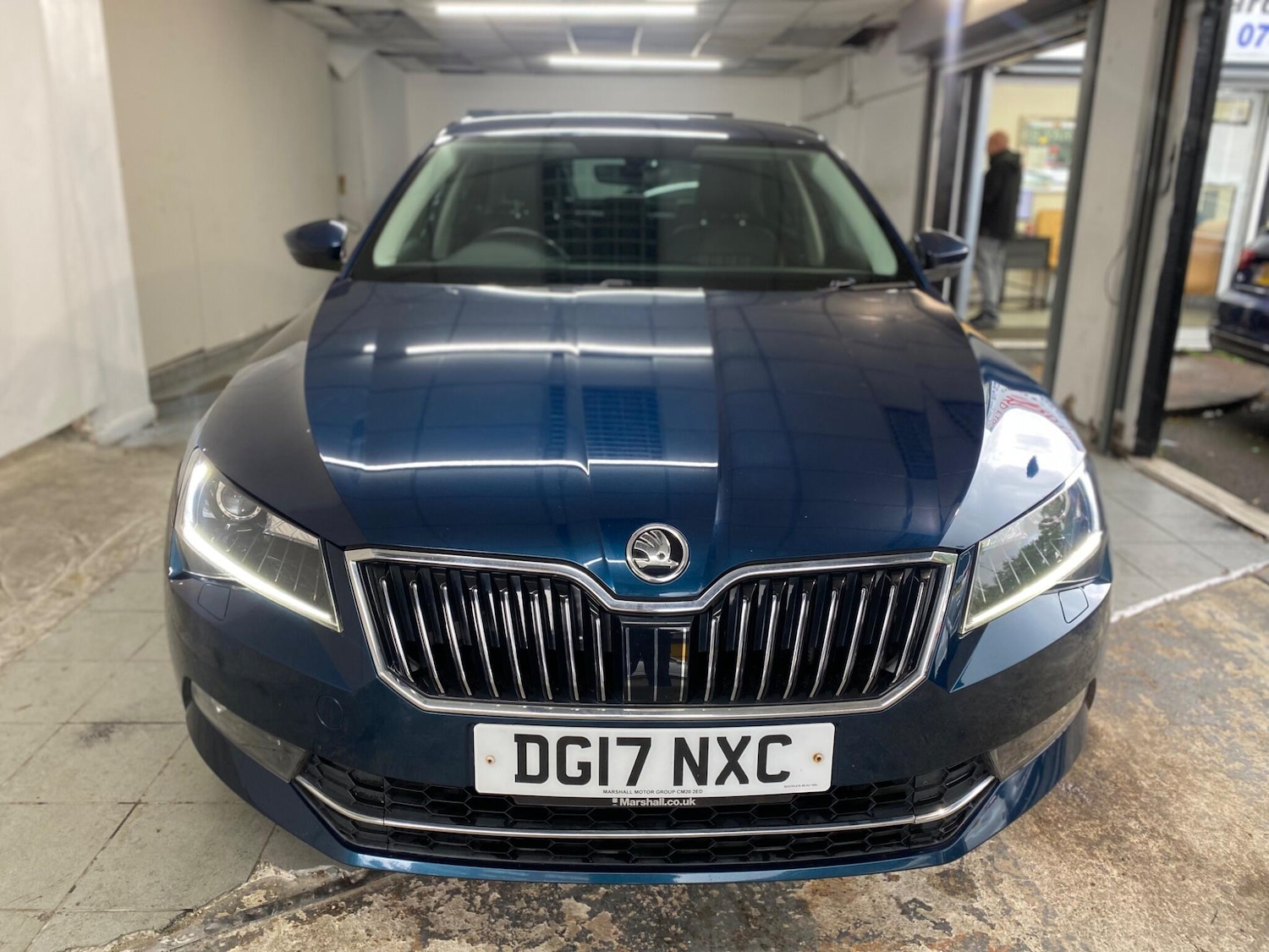 Used Skoda Superb 2017 for sale - 75858334: Photo 2