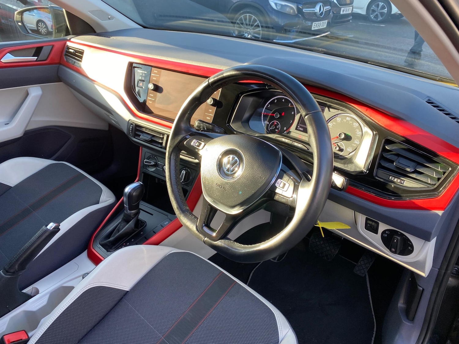 Used Volkswagen Polo 2018 for sale - 76759754: Photo 19