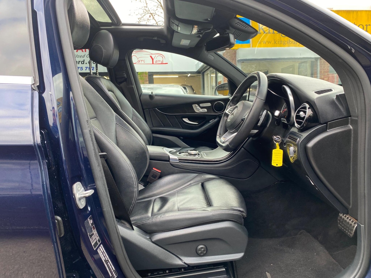 Used Mercedes-Benz GLC 2018 for sale - 76585438: Photo 17